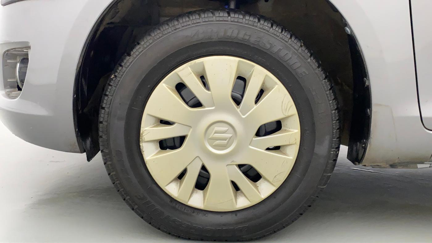 2012 Maruti Swift VXI D, Petrol, Manual, 74,741 km, Left Front Wheel