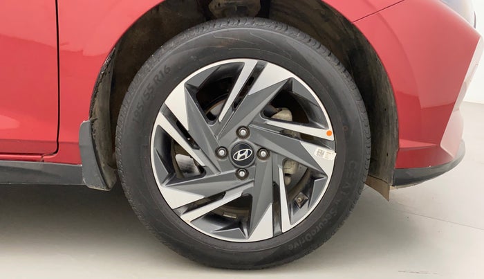 2021 Hyundai NEW I20 ASTA (O) 1.2 MT DUAL TONE, Petrol, Manual, 31,190 km, Right Front Wheel