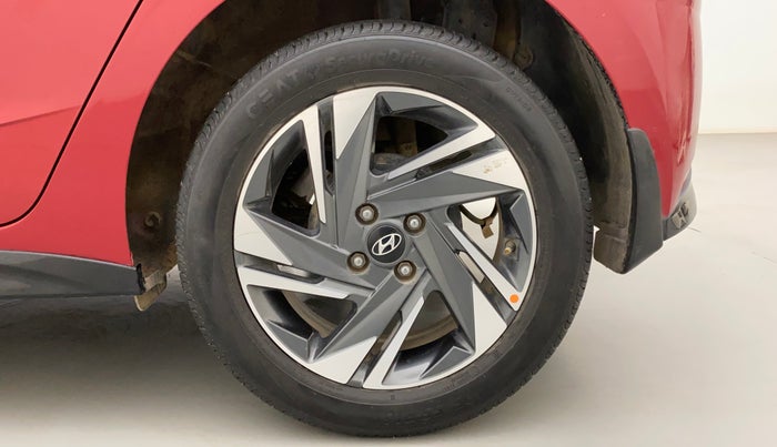 2021 Hyundai NEW I20 ASTA (O) 1.2 MT DUAL TONE, Petrol, Manual, 31,190 km, Left Rear Wheel