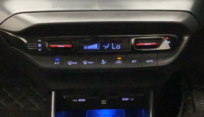 2021 Hyundai NEW I20 ASTA (O) 1.2 MT DUAL TONE, Petrol, Manual, 31,190 km, Automatic Climate Control