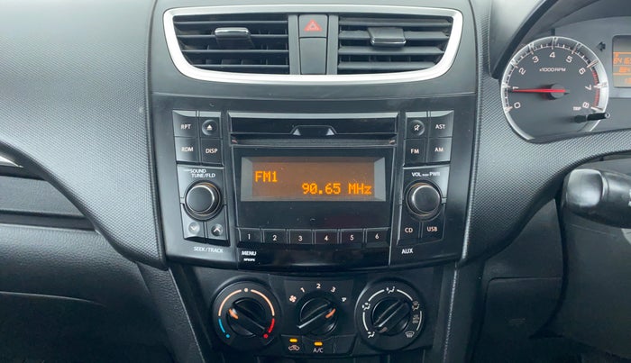 2017 Maruti Swift VXI D, Petrol, Manual, 88,512 km, Air Conditioner