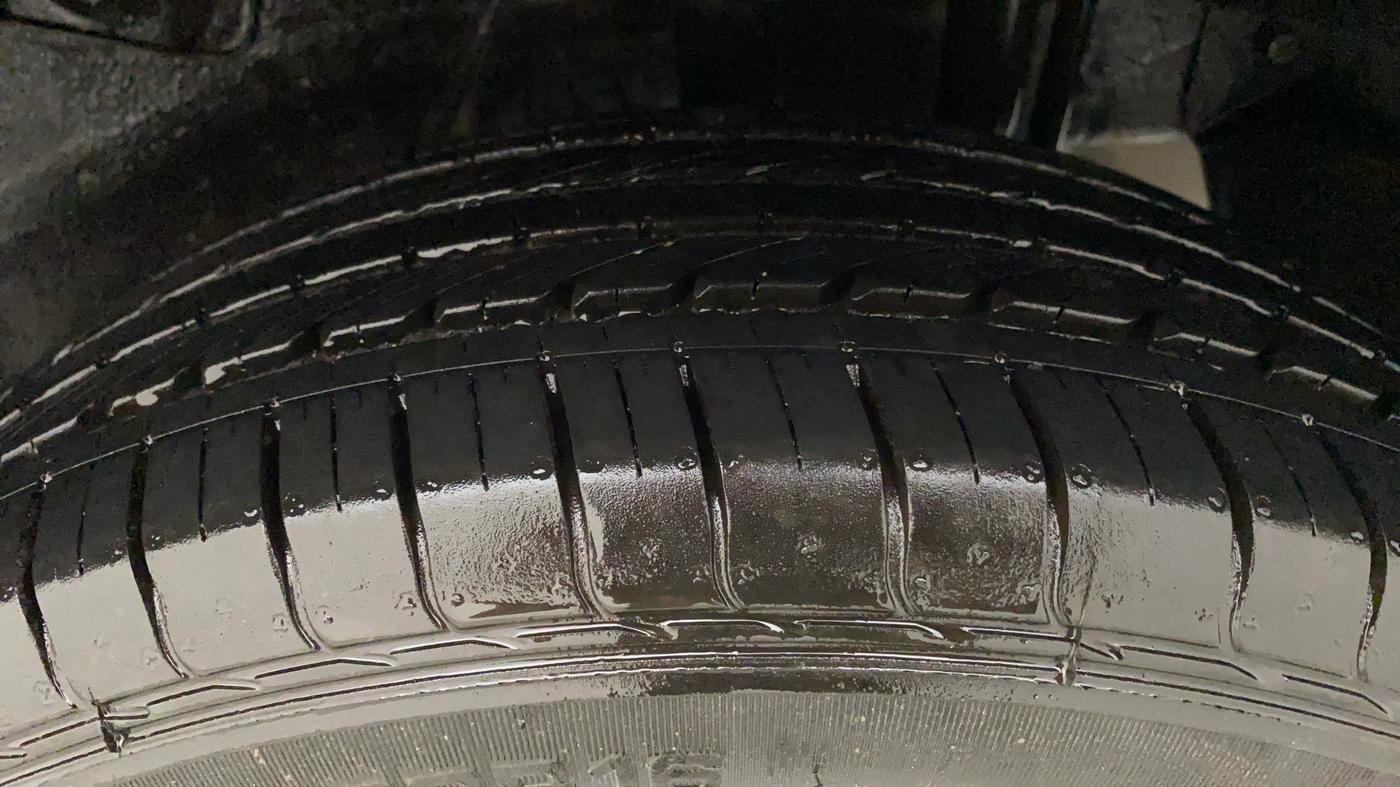2018 Tata NEXON XE PETROL, Petrol, Manual, 17,747 km, Left Rear Tyre Tread