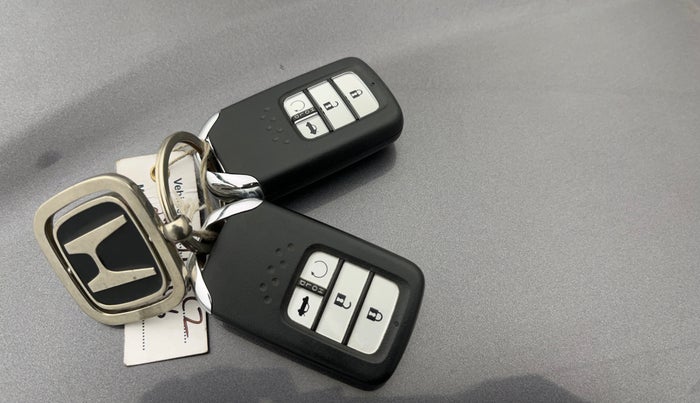 2021 Honda City 1.5L I-VTEC ZX CVT, Petrol, Automatic, 9,644 km, Key Close Up