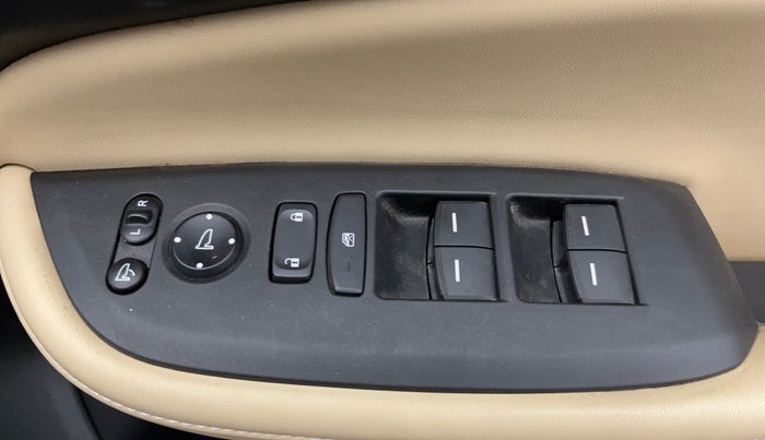 2021 Honda City 1.5L I-VTEC ZX CVT, Petrol, Automatic, 9,644 km, Driver Side Door Panels Control