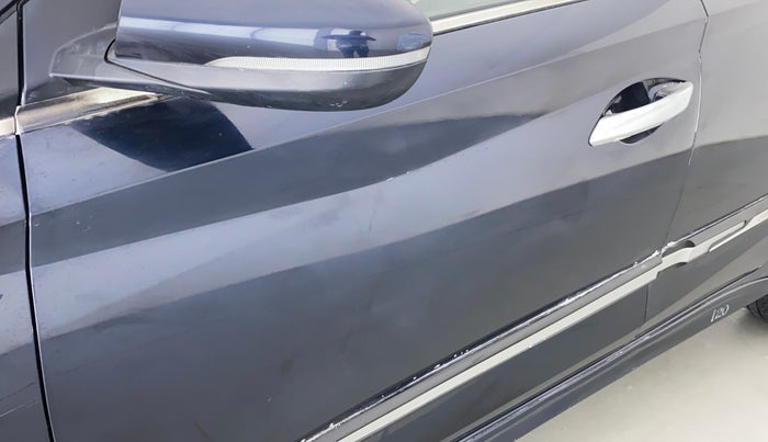 2021 Hyundai NEW I20 SPORTZ 1.5 MT, Diesel, Manual, 90,716 km, Front passenger door - Minor scratches
