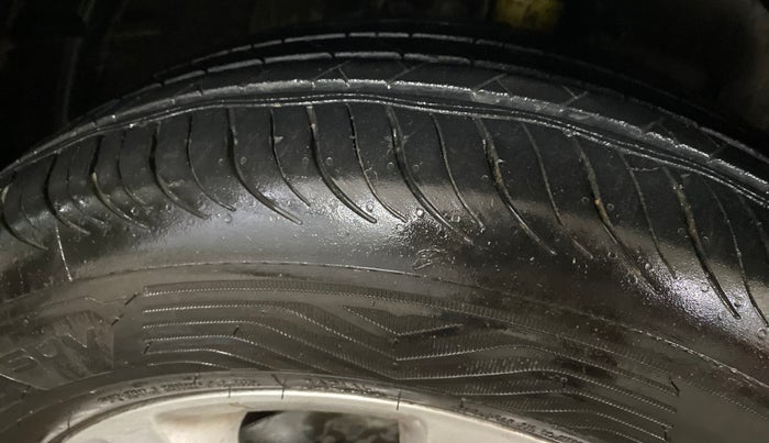 2019 Ford Ecosport TITANIUM 1.5L PETROL, Petrol, Manual, 69,121 km, Right Front Tyre Tread