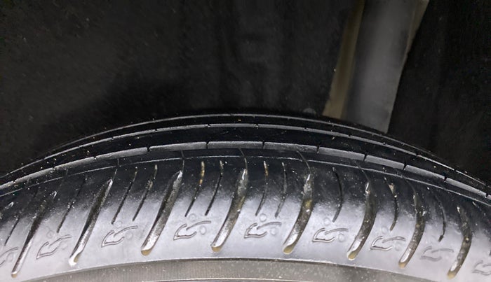 2019 Maruti Vitara Brezza ZDI PLUS AMT, Diesel, Automatic, 72,577 km, Left Rear Tyre Tread