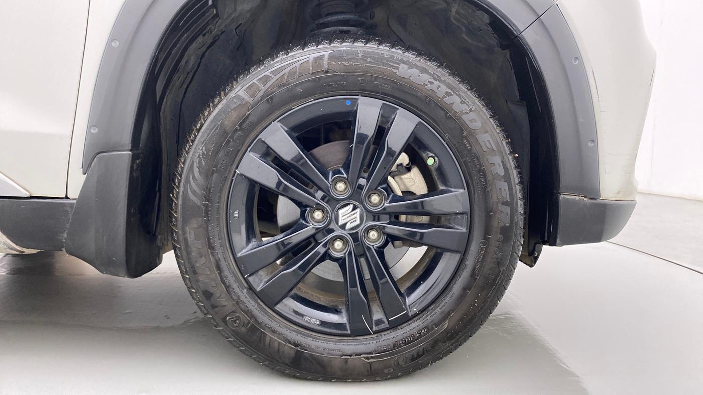 2019 Maruti Vitara Brezza ZDI PLUS AMT, Diesel, Automatic, 72,577 km, Right Front Wheel