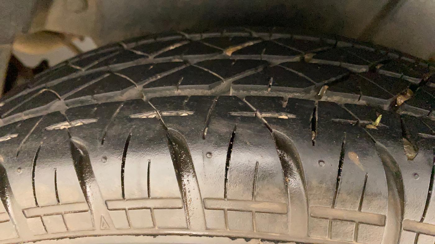 2012 Maruti Swift VDI, Diesel, Manual, 1,39,759 km, Left Rear Tyre Tread
