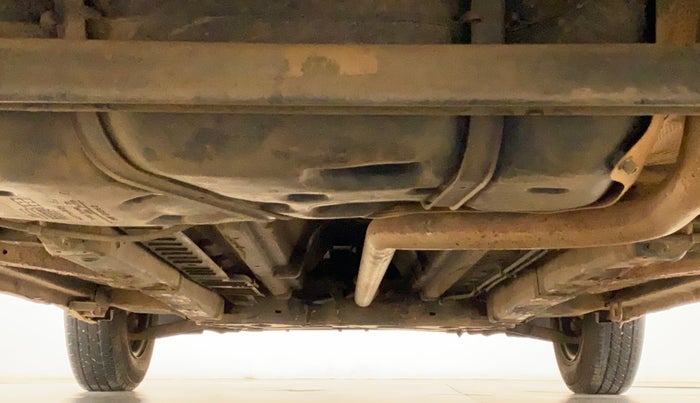 2012 Maruti Swift VDI, Diesel, Manual, 1,39,759 km, Rear Underbody