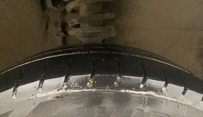 2014 Maruti Alto 800 VXI, Petrol, Manual, 99,131 km, Right Front Tyre Tread