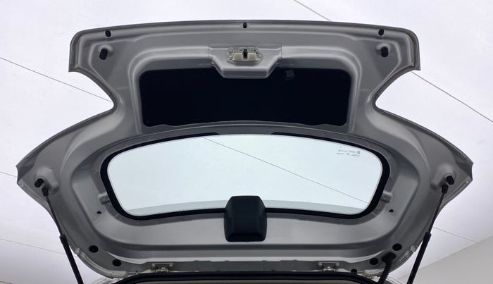 2019 Mahindra KUV 100 NXT K2 6 STR, Petrol, Manual, 34,529 km, Boot Door Open