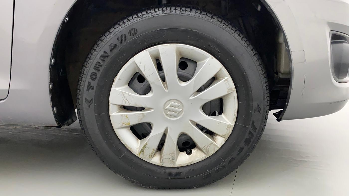 2012 Maruti Swift Dzire VXI, Petrol, Manual, 85,946 km, Right Front Wheel