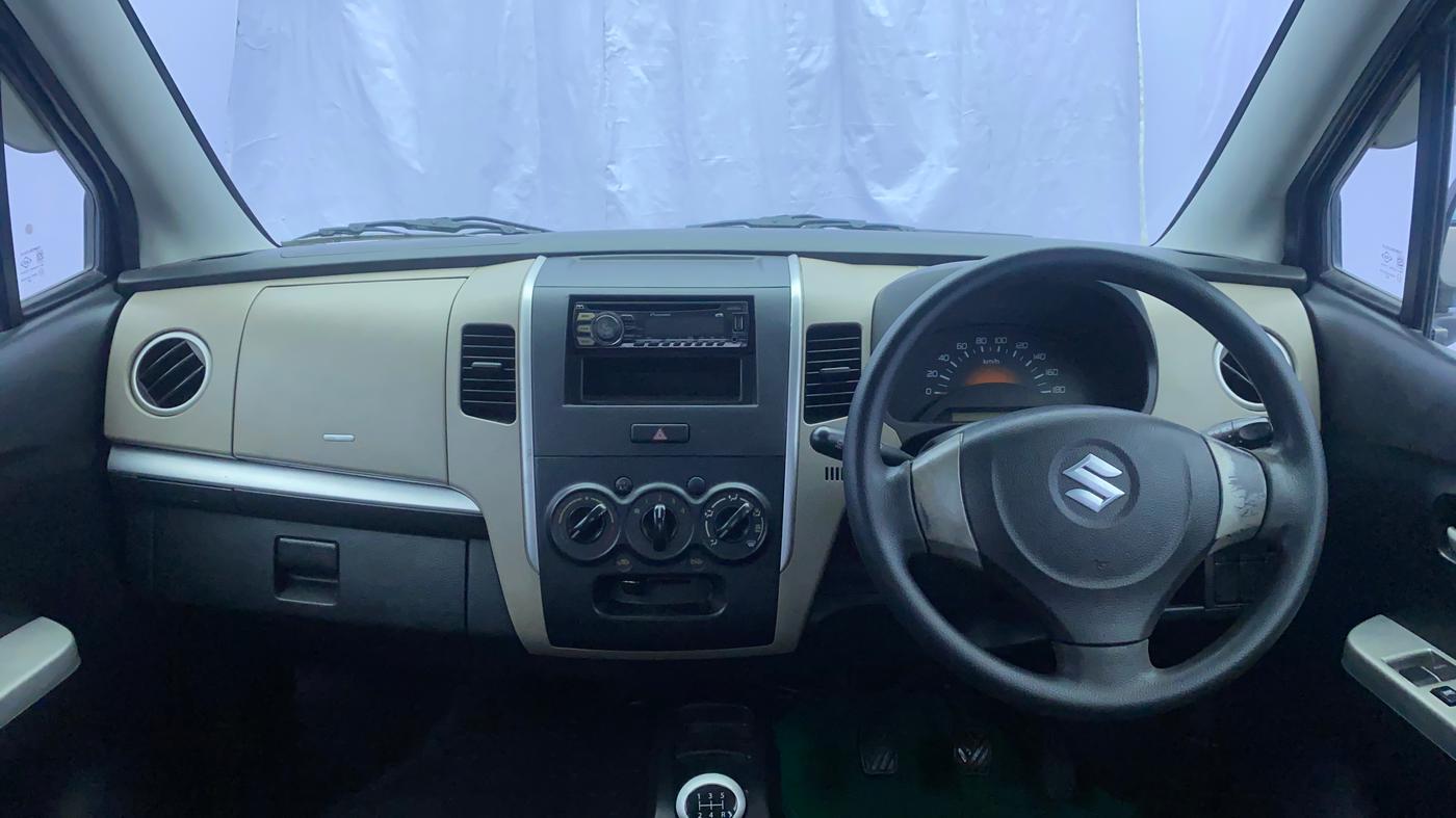 2014 Maruti Wagon R 1.0 LXI, Petrol, Manual, 87,732 km, Dashboard