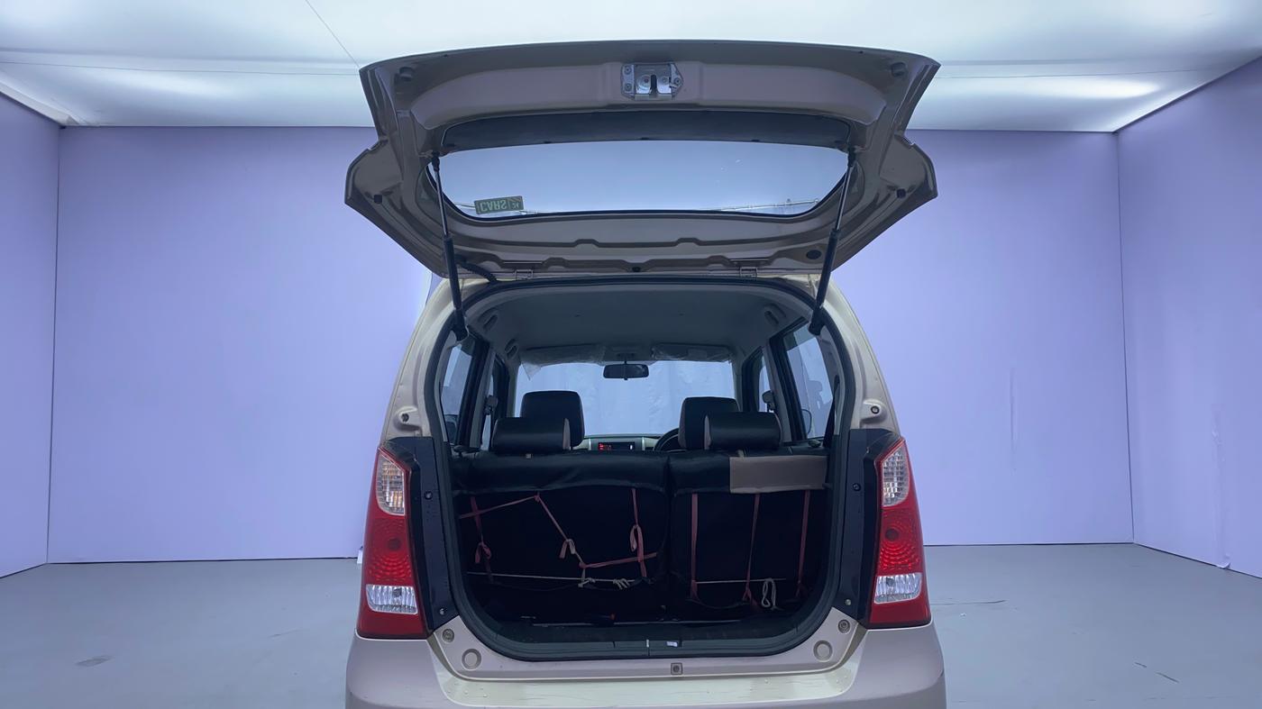 2014 Maruti Wagon R 1.0 LXI, Petrol, Manual, 87,732 km, Boot Door Open