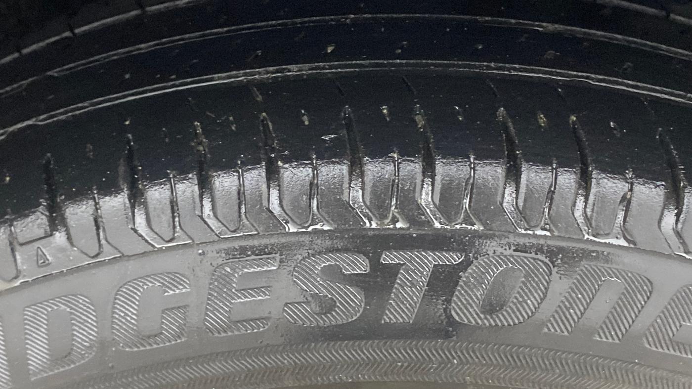 2019 Maruti Dzire VXI AMT, Petrol, Automatic, 65,355 km, Left Rear Tyre Tread