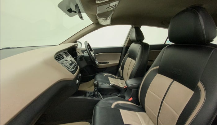 2014 Hyundai Elite i20 MAGNA 1.2, Petrol, Manual, 74,747 km, Right Side Front Door Cabin