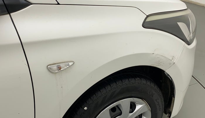 2014 Hyundai Elite i20 MAGNA 1.2, Petrol, Manual, 74,747 km, Right fender - Slightly dented