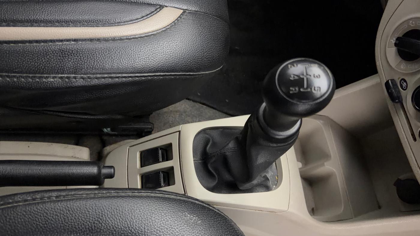 2022 Maruti Alto VXI, Petrol, Manual, 45,648 km, Gear Lever