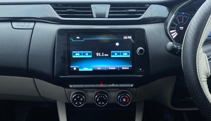 2020 Renault TRIBER 1.0 RXT, Petrol, Manual, 22,058 km, Air Conditioner