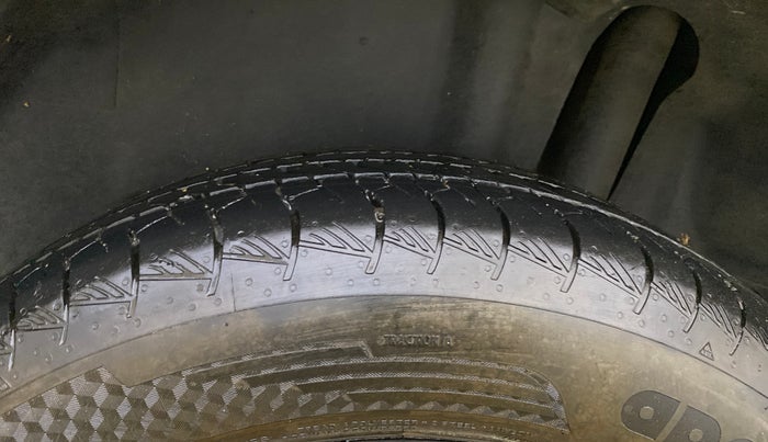 2023 Toyota URBAN CRUISER HYRYDER V HYBRID, Hybrid, Automatic, 21,588 km, Left Rear Tyre Tread