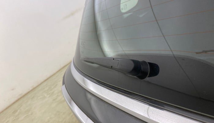 2023 Toyota URBAN CRUISER HYRYDER V HYBRID, Hybrid, Automatic, 21,588 km, Rear Wiper