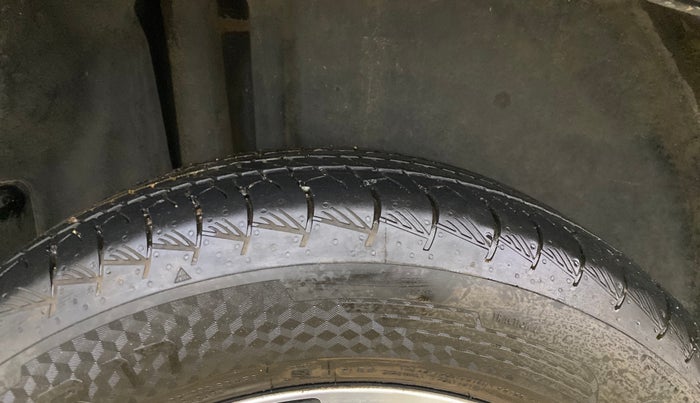 2023 Toyota URBAN CRUISER HYRYDER V HYBRID, Hybrid, Automatic, 21,588 km, Right Rear Tyre Tread