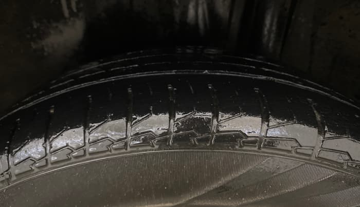 2018 Maruti S Cross ZETA 1.3, Diesel, Manual, 87,219 km, Left Rear Tyre Tread