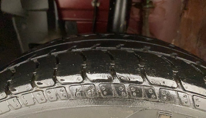 2015 Datsun Go Plus T, Petrol, Manual, 59,922 km, Left Front Tyre Tread