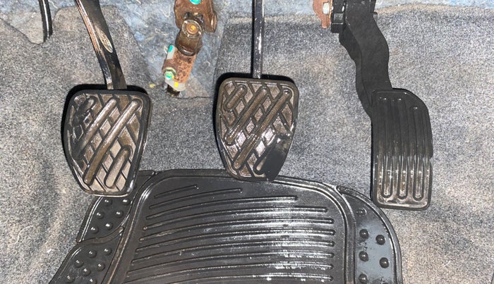 2015 Datsun Go Plus T, Petrol, Manual, 59,922 km, Pedals