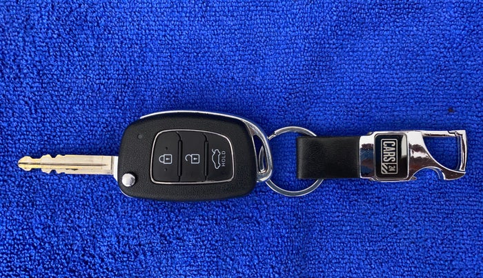 2020 Hyundai GRAND I10 NIOS SPORTZ AMT 1.2 KAPPA VTVT, Petrol, Automatic, 16,859 km, Key Close Up