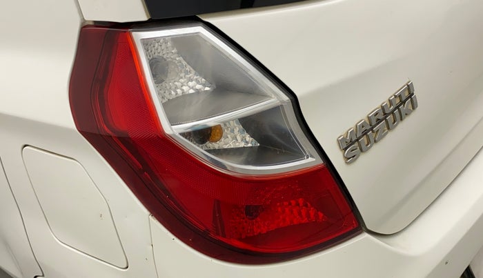 2017 Maruti Alto K10 VXI, Petrol, Manual, 35,495 km, Left tail light - Minor scratches