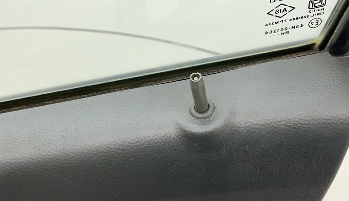 2017 Maruti Alto K10 VXI, Petrol, Manual, 35,495 km, Lock system - Door lock knob has minor damage