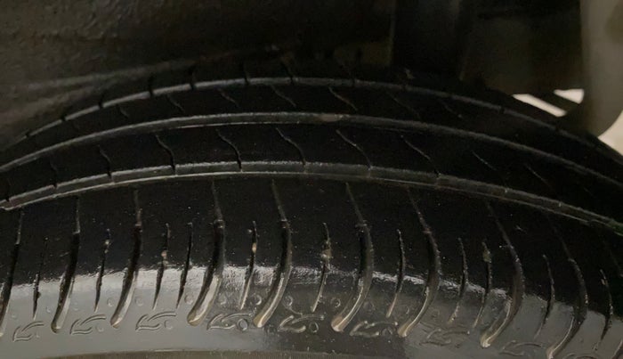 2022 Maruti S PRESSO VXI, Petrol, Manual, 21,788 km, Left Rear Tyre Tread