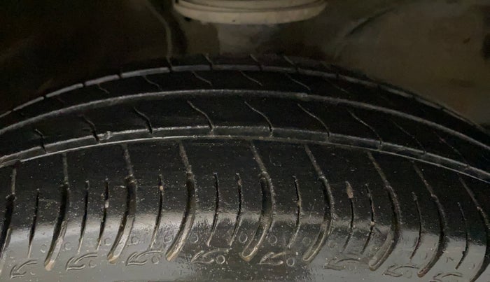 2022 Maruti S PRESSO VXI, Petrol, Manual, 21,788 km, Right Front Tyre Tread