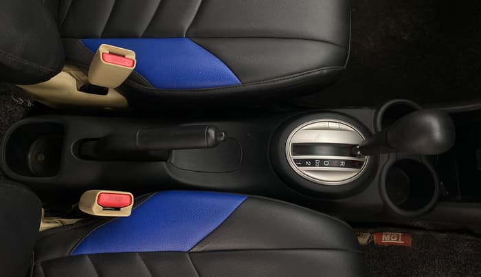 2015 Honda Brio VX AT, Petrol, Automatic, 49,949 km, Gear Lever