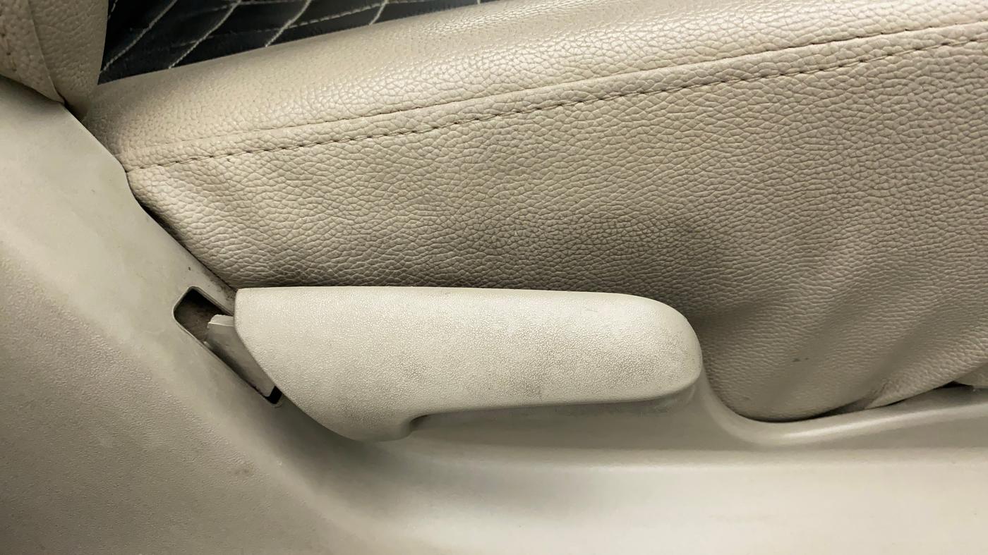 2015 Maruti Celerio VXI AMT, Petrol, Automatic, 36,697 km, Driver Side Adjustment Panel