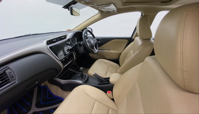 2017 Honda City 1.5L I-VTEC VX, Petrol, Manual, 24,685 km, Right Side Front Door Cabin