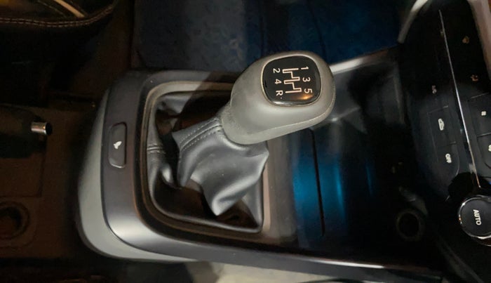 2020 Tata ALTROZ XT PETROL, Petrol, Manual, 39,336 km, Gear Lever
