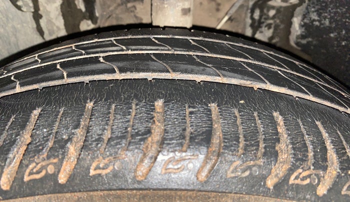 2020 Tata ALTROZ XT PETROL, Petrol, Manual, 39,336 km, Left Front Tyre Tread