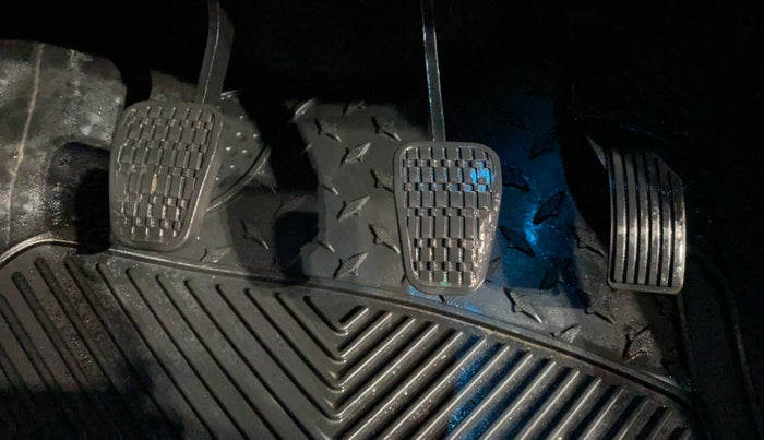 2020 Tata ALTROZ XT PETROL, Petrol, Manual, 39,336 km, Pedals