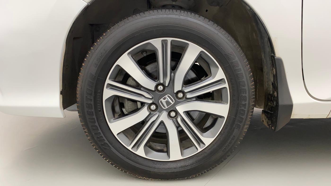 2022 Honda City 1.5L I-VTEC V MT 4TH GEN, Petrol, Manual, 28,935 km, Left Front Wheel