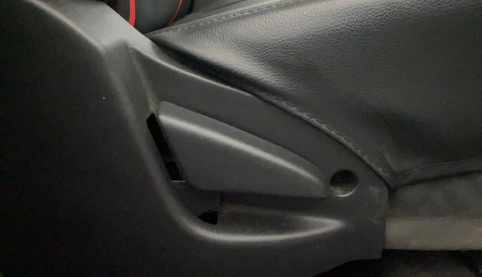 2019 Datsun Go T(O), Petrol, Manual, 28,165 km, Driver Side Adjustment Panel