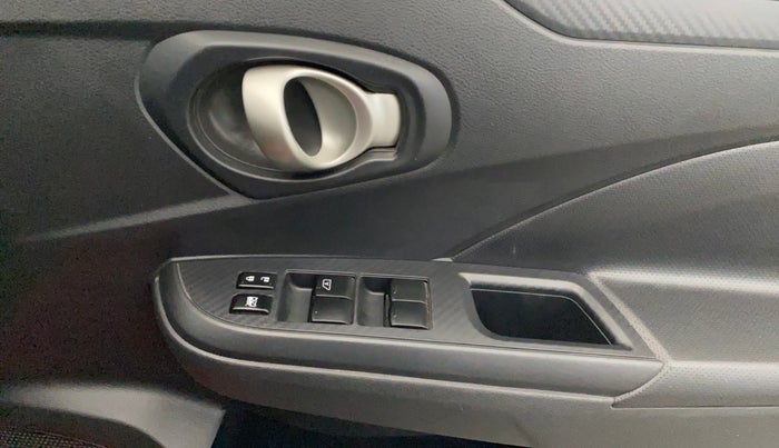 2019 Datsun Go T(O), Petrol, Manual, 28,165 km, Driver Side Door Panels Control