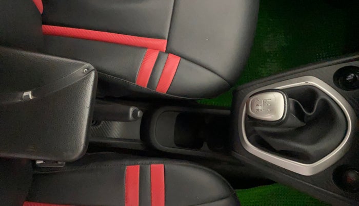 2019 Datsun Go T(O), Petrol, Manual, 28,165 km, Gear Lever