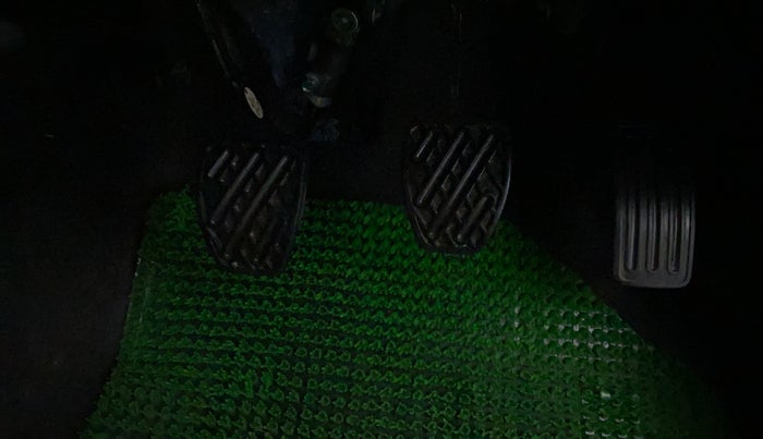 2019 Datsun Go T(O), Petrol, Manual, 28,165 km, Pedals