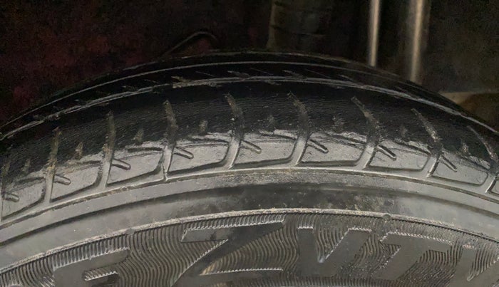 2019 Datsun Go T(O), Petrol, Manual, 28,165 km, Left Rear Tyre Tread