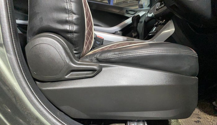 2021 Tata NEXON XM PLUS SUNROOF PETROL, Petrol, Manual, 41,180 km, Driver Side Adjustment Panel
