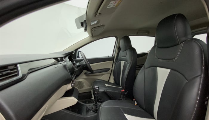 2020 Renault TRIBER RXT, Petrol, Manual, 47,702 km, Right Side Front Door Cabin
