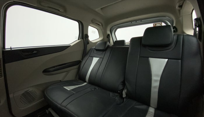 2020 Renault TRIBER RXT, Petrol, Manual, 47,702 km, Reclining Back Row Seats